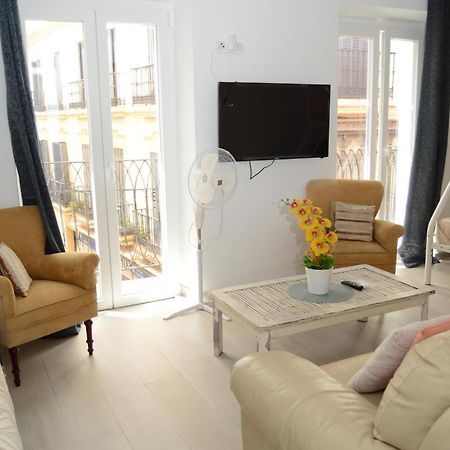Apartamentos Cuna Sevilla Exterior foto